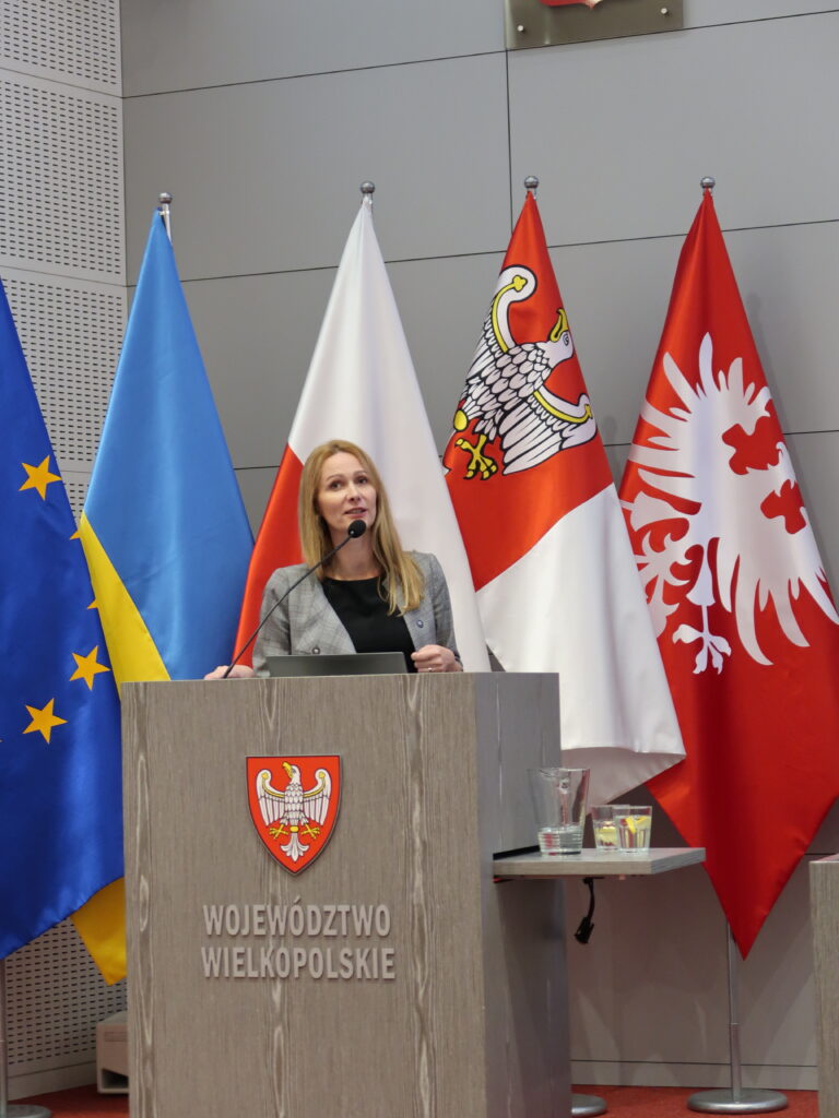 Hanna Mierzwiak – Geodeta Województwa Wielkopolskiego, Dyrektor Biura Geodety Województwa w Urzędzie Marszałkowskim Województwa Wielkopolskiego