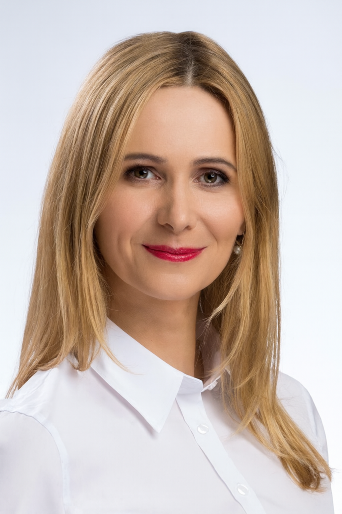 Hanna Mierzwiak – Geodeta Województwa Wielkopolskiego, Dyrektor Biura Geodety Województwa w Urzędzie Marszałkowskim Województwa Wielkopolskiego